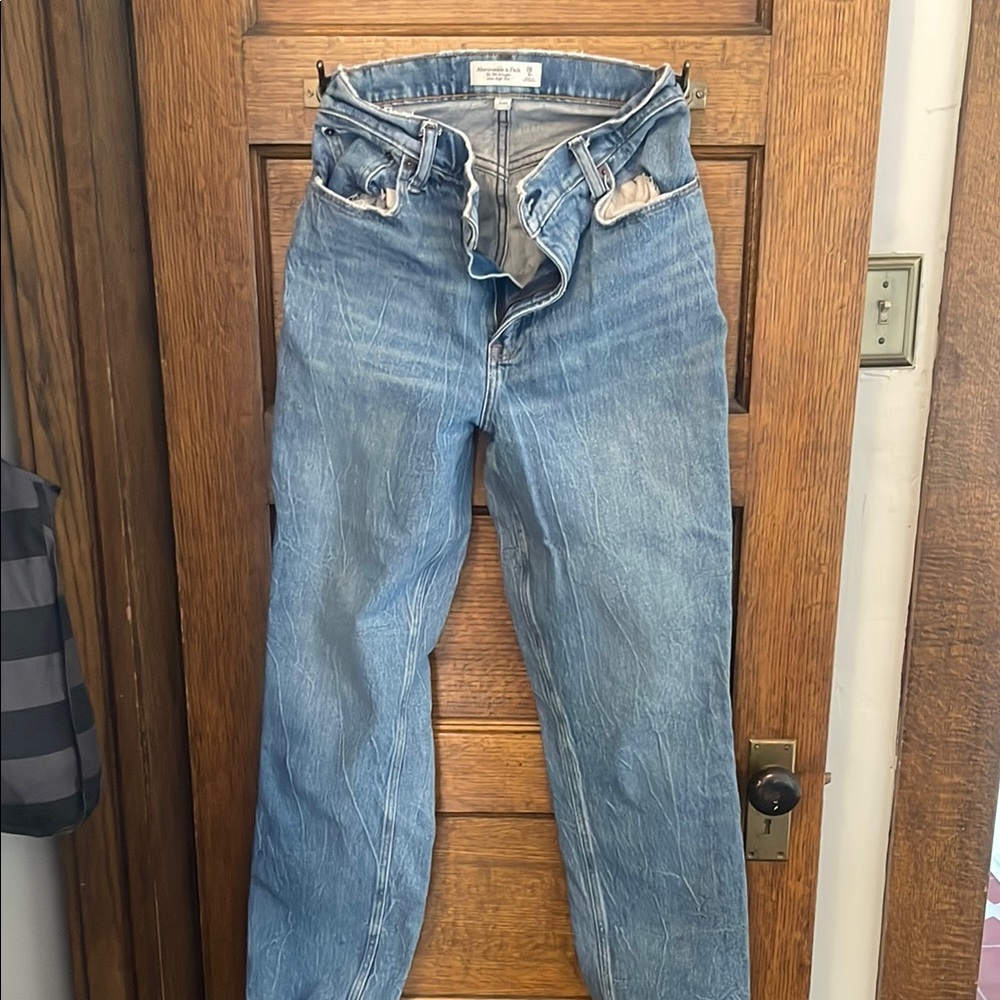 Abercrombie & Fitch Ultra High Rise Jeans Curve Love